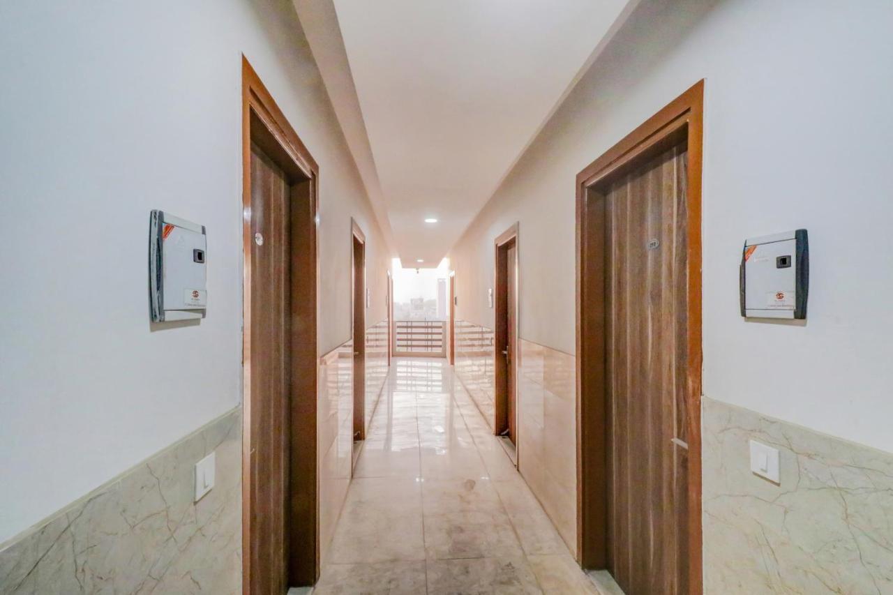 מלון גורגאון Oyo 71597 The Shivaay Residency מראה חיצוני תמונה